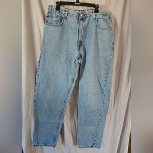 Men's Levi's 560 jeans size 38x32